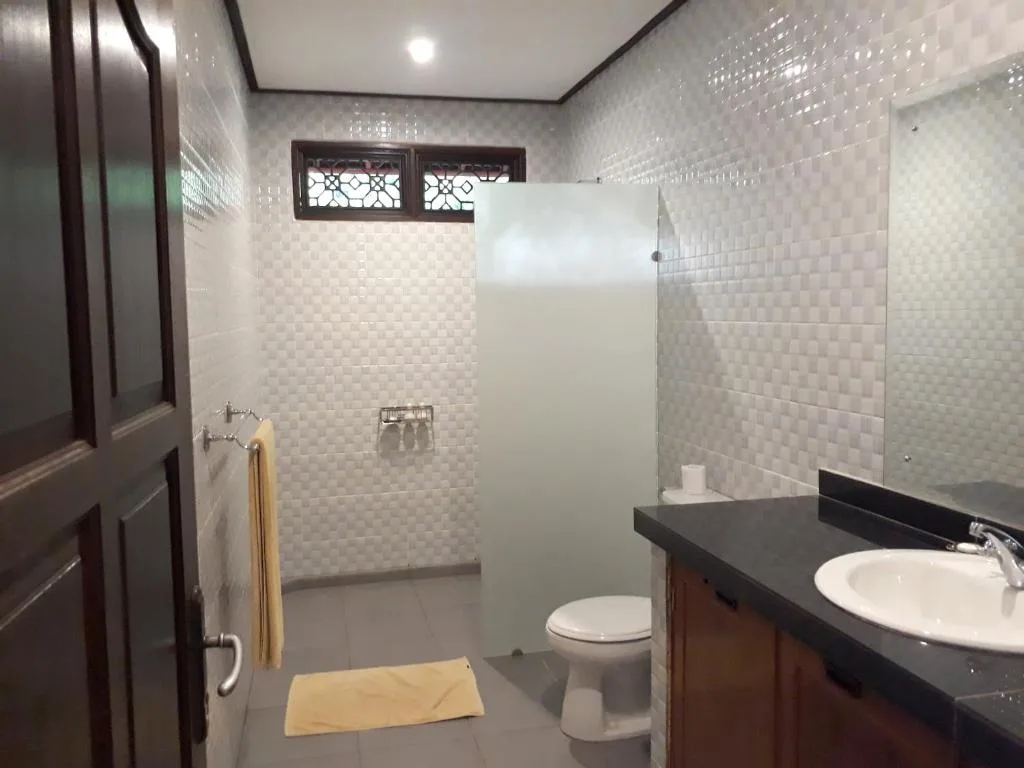 Nyoman Sandi Guest House