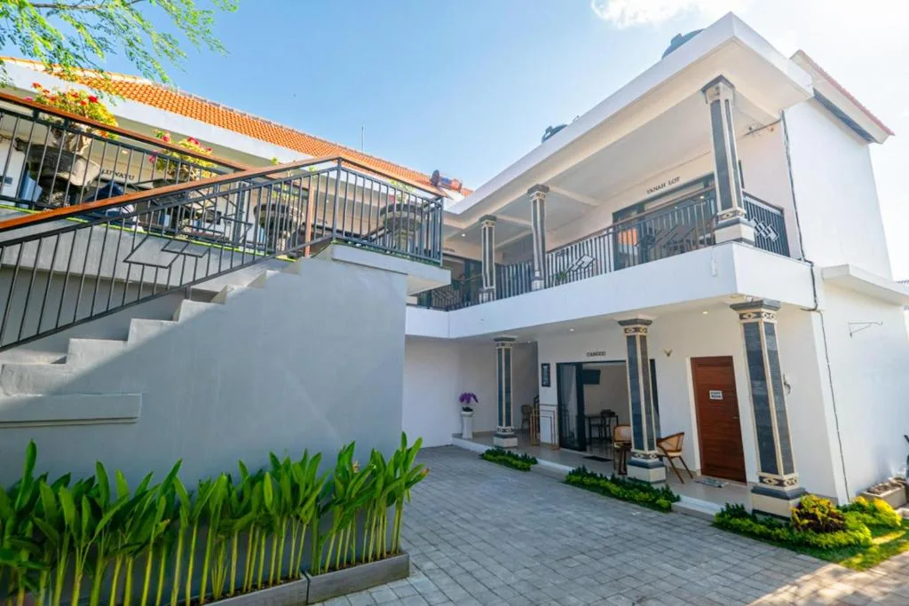 Crystal flow guesthouse